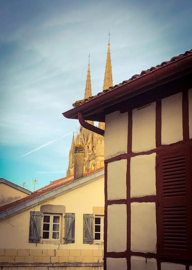 Maison D'Hotes City Break Miradour บาย็อนน์ ภายนอก รูปภาพ